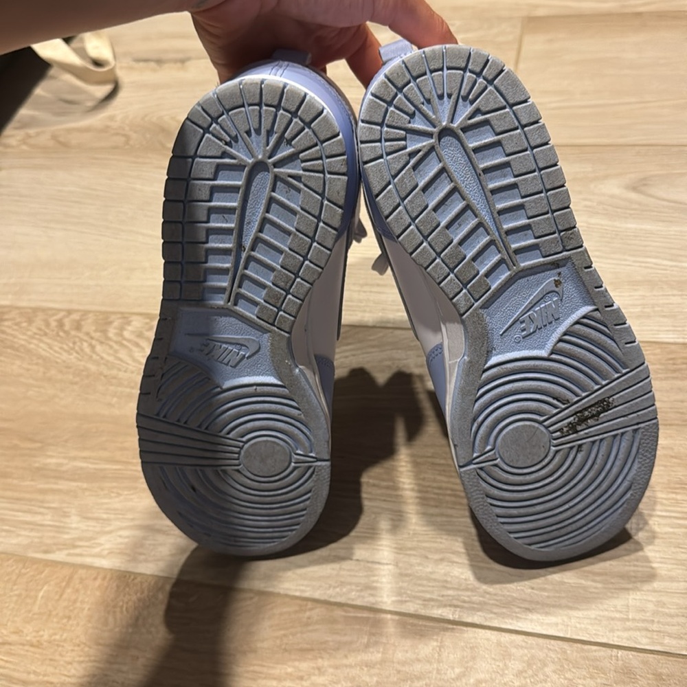 Nike Dunk High - image 5